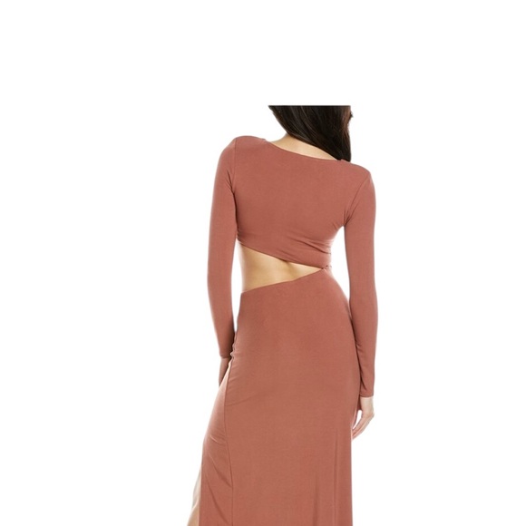 ASTR THE LABEL WESTWOOD LONG SLEEVE SIDE CUTOUT MIDI DRESS IN BROWN SIZE SMALL. - Picture 2 of 10